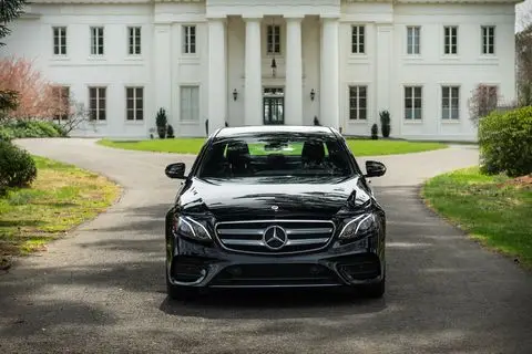 mercedes chauffeur